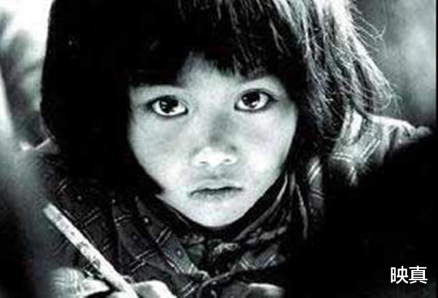 公益：希望工程当年救助的“大眼睛女孩”，如今踏入仕途，升官至厅级！