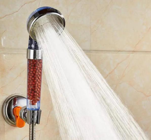 ＂淋浴喷头出水慢、出水量小？教你几个小方法，简单又实用＂