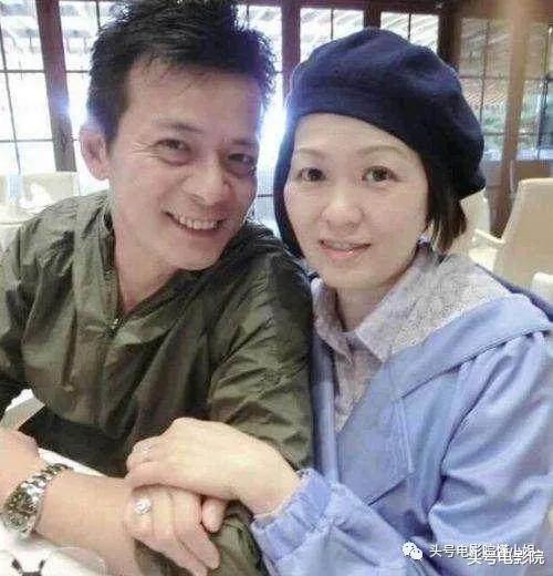 黄日华：黄日华太太病逝，治疗散尽家财？买59元裤子？该为模范夫妻辟谣了