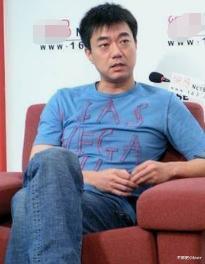 董勇|因喝酒吃肉穷到剩10元, 后靠\香妃\刘丹养一个多月的董勇, 今怎样了