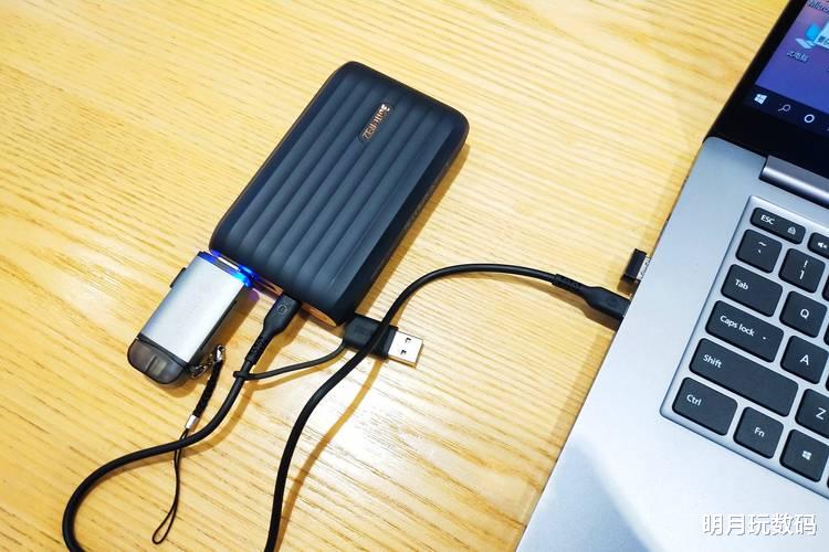 苹果|征拓Zendure X5多功能充电宝，实现1+1=1，让我外出更省心