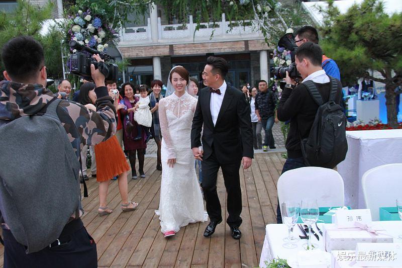 |黄磊别墅曝光，装修昂贵奢华，却很显生活品味