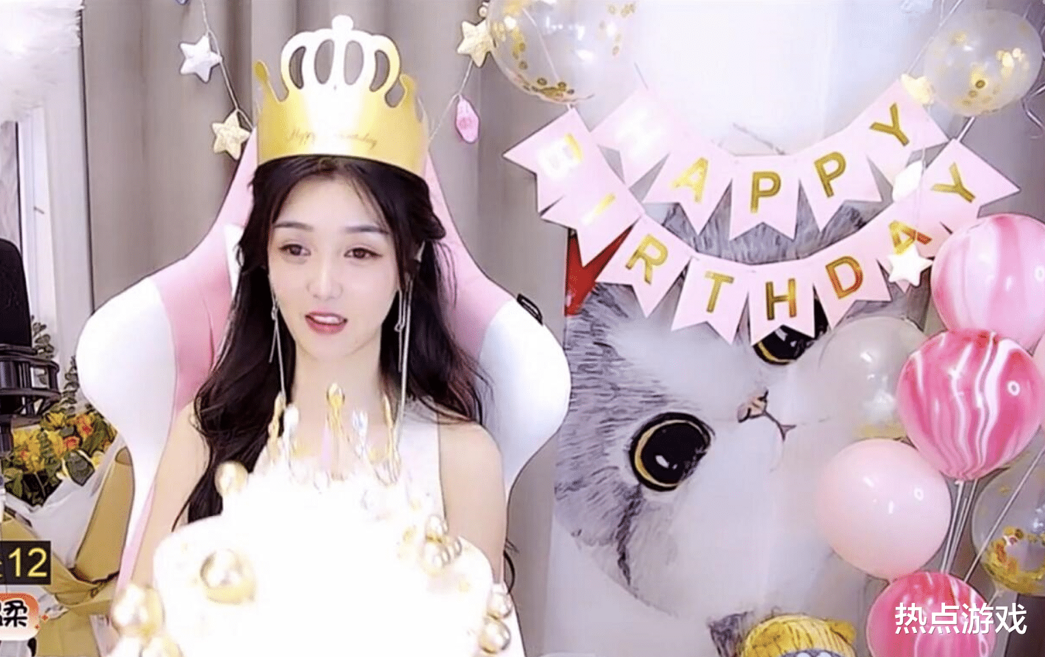 柔柔渡过在虎牙的第三个生日,密友送祝福,粉丝发来的礼物很硬气_虎牙哥