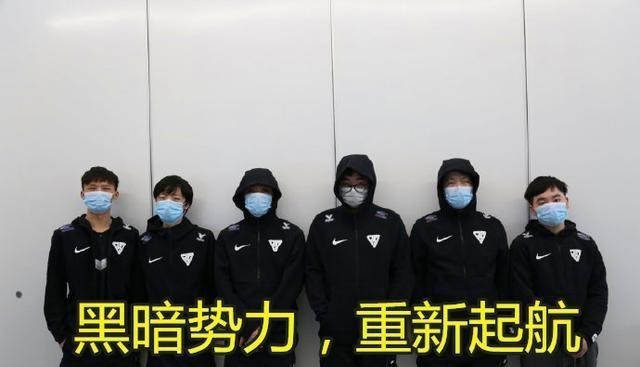 [OMG]OMG下路恩断义绝？小五怒抢马哥五杀，马哥随后的反应亮了