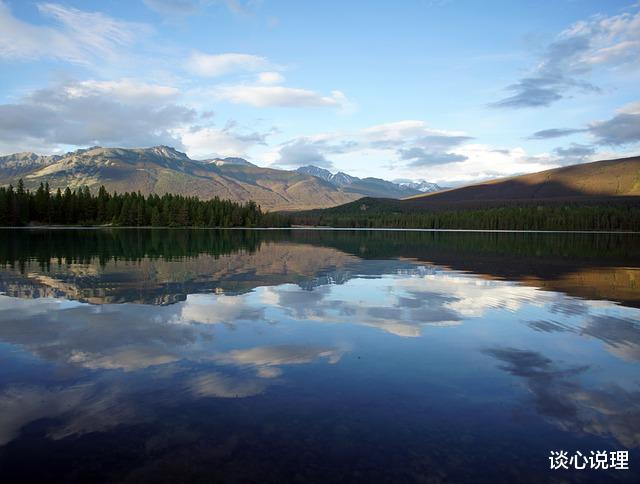 白羊座|15天后，情已逝，泪已干，爱已成殇，3星座狠心放手，余生不相见