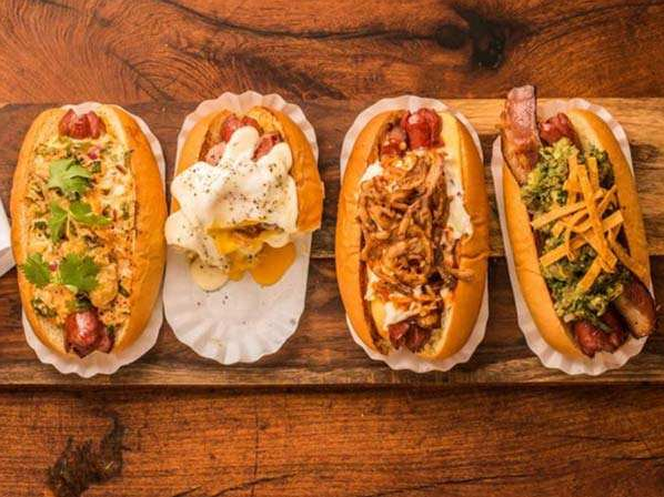 ##中国人到美国尝试吃火鸡，上桌后纳闷，网友：确定这是鸡？