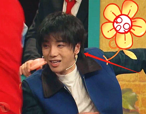 华晨宇■华晨宇参加《王牌》还用替身？看到替身的笑容，真爱粉都没认出来