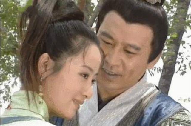 李玉湖▲你以为李玉湖和杜冰雁真因为上错花轿才得如意郎君吗？那你就错了