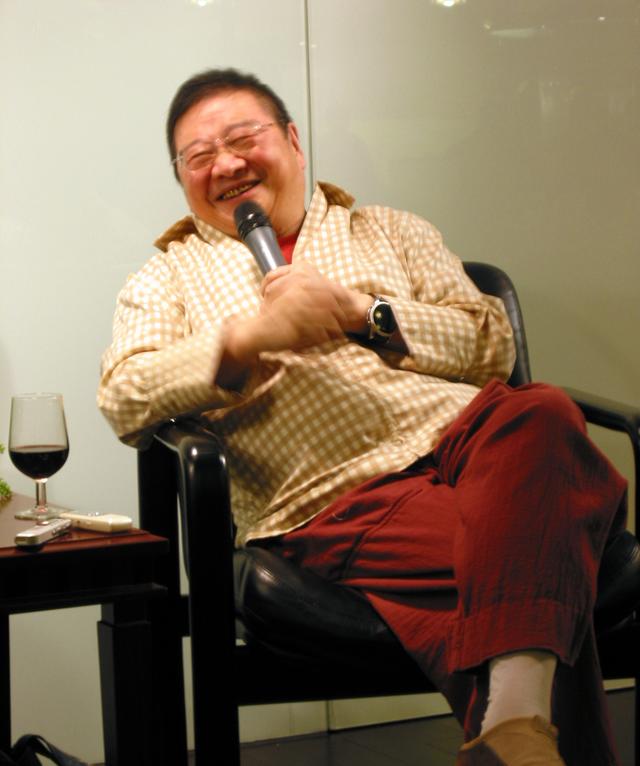 趣观历史|他曾畏罪逃至香港，现却成科幻小说始祖，作品拍成电影卖千万票房