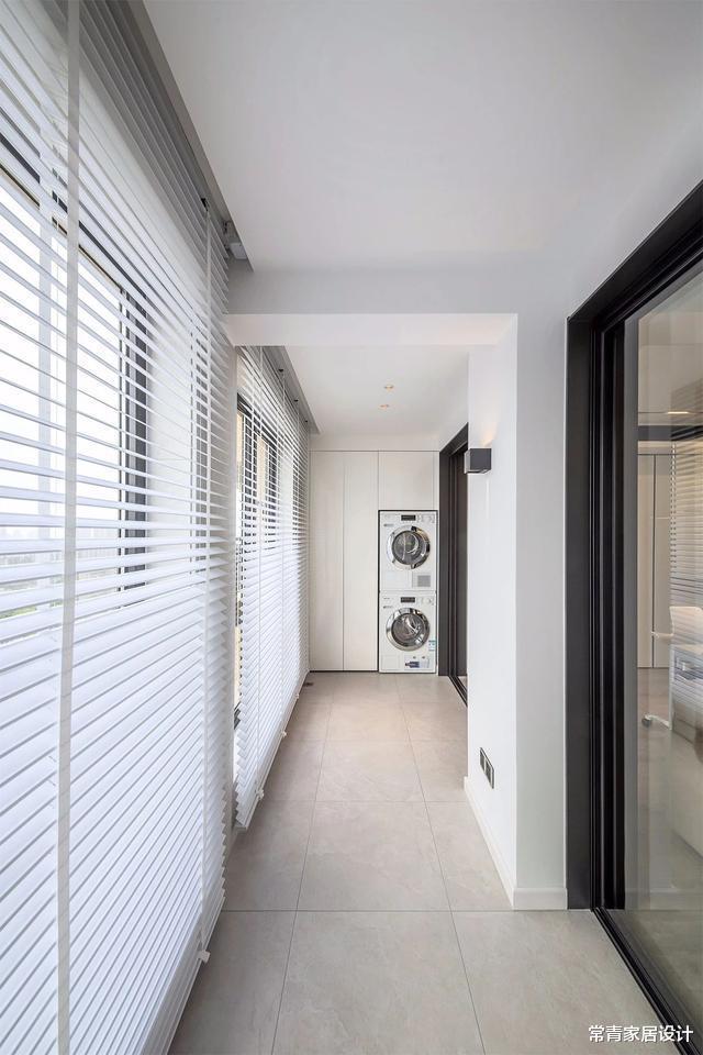 @有一种高级，叫别人家的窄框线，自己家的石膏线，弱爆了！