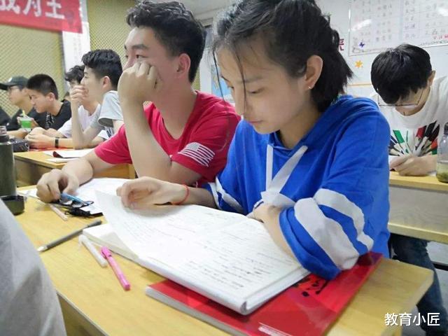 【高校】为何高考“落榜生”宁愿读专科,也不走复读之路,原因有这四点