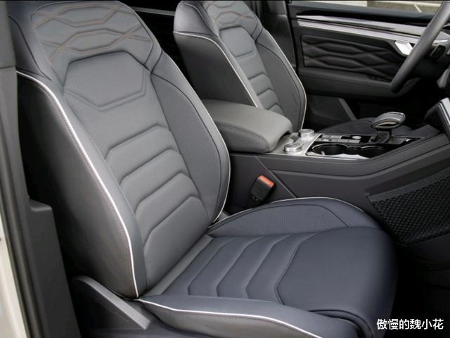 【大众途锐】神车大众“巅峰之作”,首款“途锐”黑骑士曝光,外观帅的没边了!