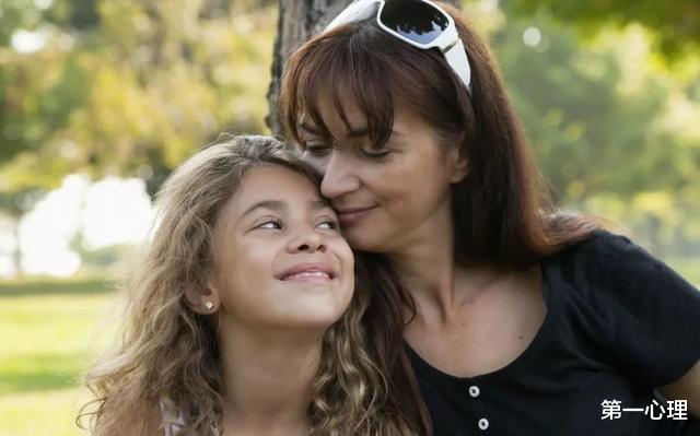 女孩|如果你有女儿，请记住再穷不能穷这3件事