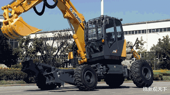 挖掘机|德媒：中国“反人类”操作，把挖掘机造成“变形金刚”