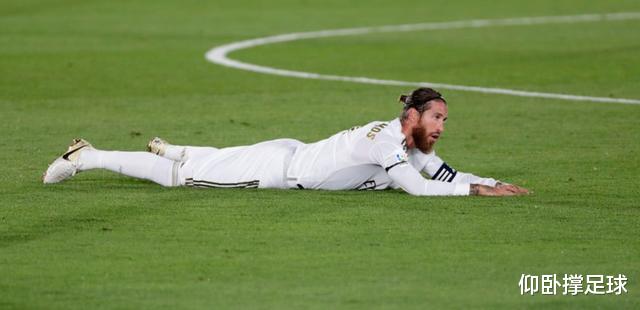 「拉莫斯」为啥黑社会大哥怕毛头小子？韩国00后天才狂踹拉莫斯以暴制暴