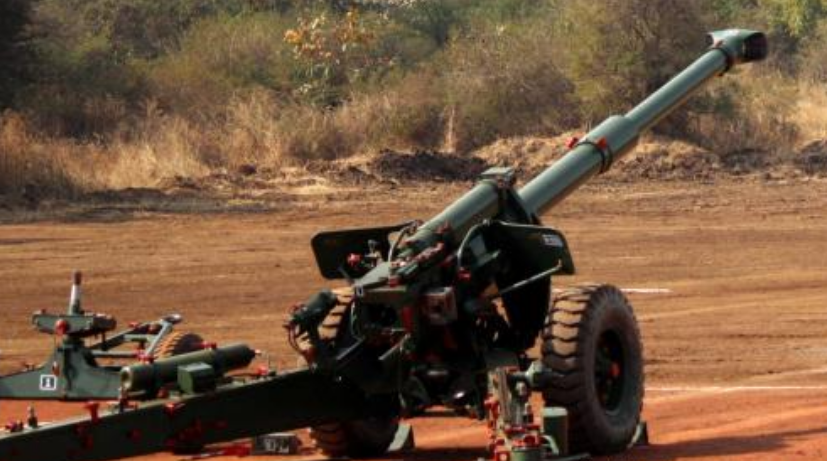 #印度#印军10万精锐齐聚边境，赶走大量边民，在制高点架设重机枪