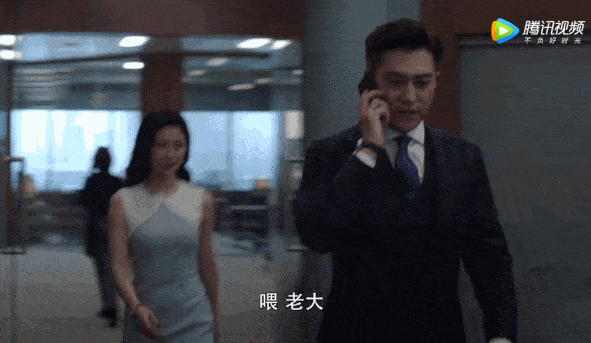 |35岁凭沙漏型身材一夜爆红，网友：跪求“栗子胯”训练秘籍！