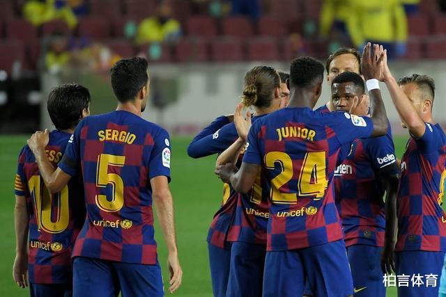 #梅西#疯狂2-0！巴萨暴走送武磊大礼，梅西66分钟一幕太残暴