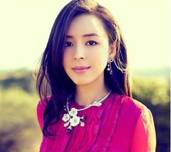 「张静初」“女版陈冠希”专睡导演20年遭正宫太太们封杀,现状如何?