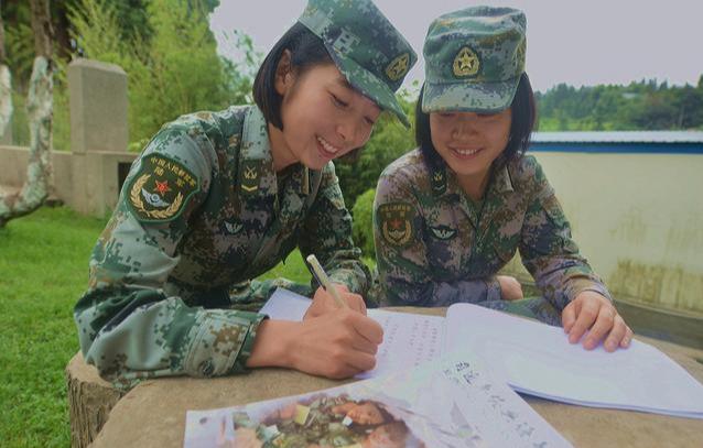 ▲大专大一去当兵和大学毕业去当兵，两者优势对比，建议了解