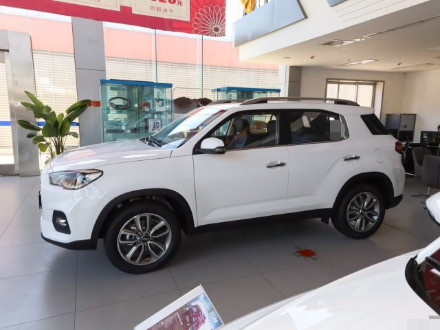 现代ix35|铁打的现代，流水的车系，曾卖22万排队抢，现跌到10.49万无人问