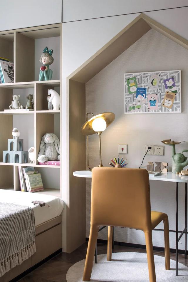 |77㎡的小房子,也能住出豪宅体验?打通客餐厨书空间,真实现!