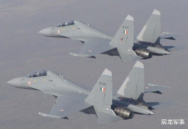 #印度#苏30MKI逼近边境线，印度真的准备打仗吗？张召忠：性质已经变了