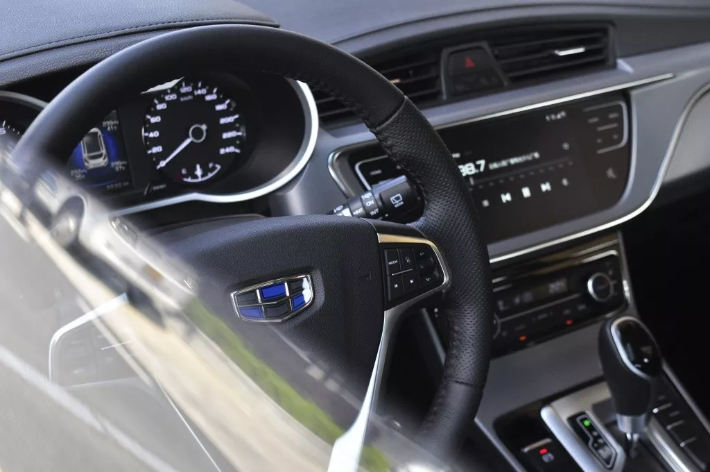 宝马|帝豪GS是两厢车还是SUV？管它，长得帅开得爽才是重点