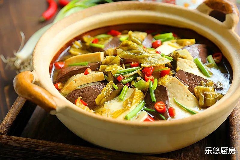 豆腐|天冷时，一定要吃这一锅，酸爽开胃，没放肉，却比肉还好吃