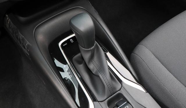 丰田雷凌|丰田厚道了，2021款新车配置升级，但价格不变，还给终生质保