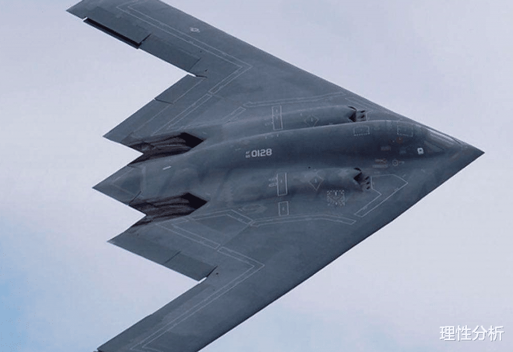 空军|新一代隐轰即将首飞，一性能让美国倍感威胁，本土不再是安全岛
