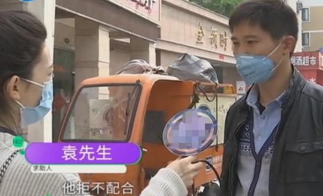 快递@菜鸟驿站取快递，快递员被取件人扇脸：一巴掌怎么着也要赔10万