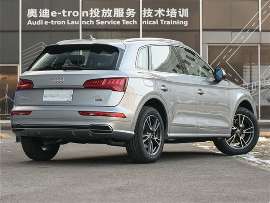 「豪车」奥迪豁出去了!38.78万跌到30.6万,标配2.0T+四驱,还要啥汉兰达