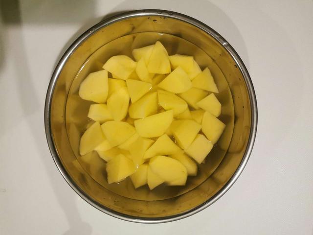 #香蕉#夏天容易出汗，可能是缺钾，它含钾是香蕉的8倍，开胃解馋还下饭