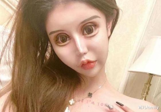 『整容』13岁女孩整容“上瘾”，3年整了60多次，如今的五官让人一言难尽