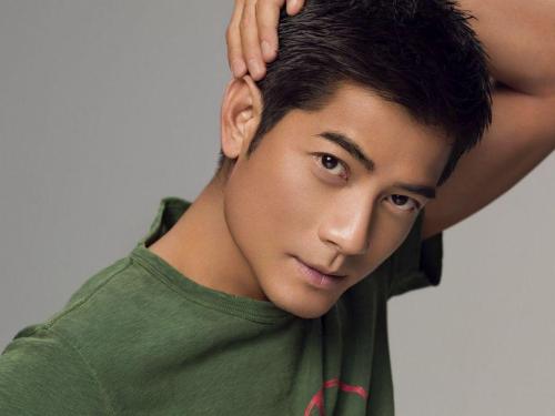 明星|娱乐圈那些“以为个子很高, 但其实很矮”的明星，你被“骗”了吗