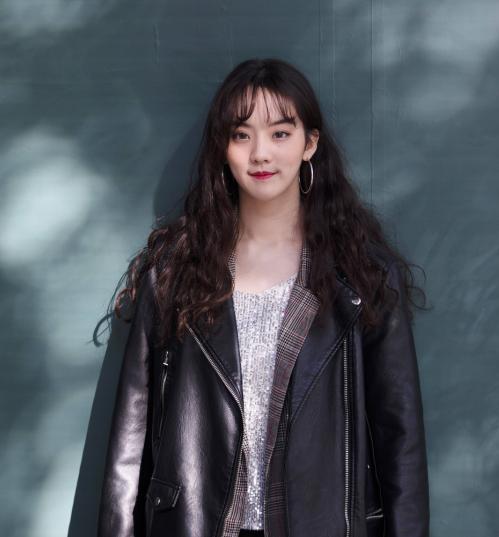 青春有你第二季：团魂炸裂！《青春有你2》成最大赢家，《创造营》输在了哪里？