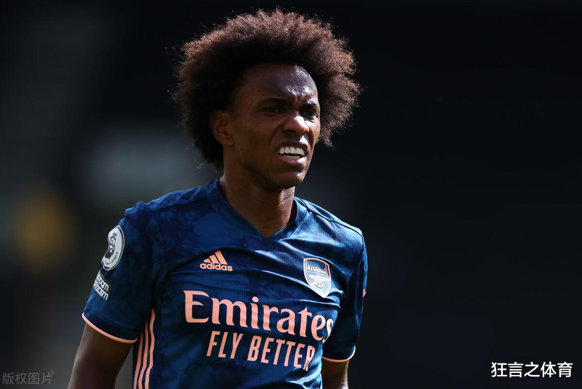 利物浦|英超最新积分战报 阿森纳大胜登顶 萨拉赫3球利物浦绝杀开门红