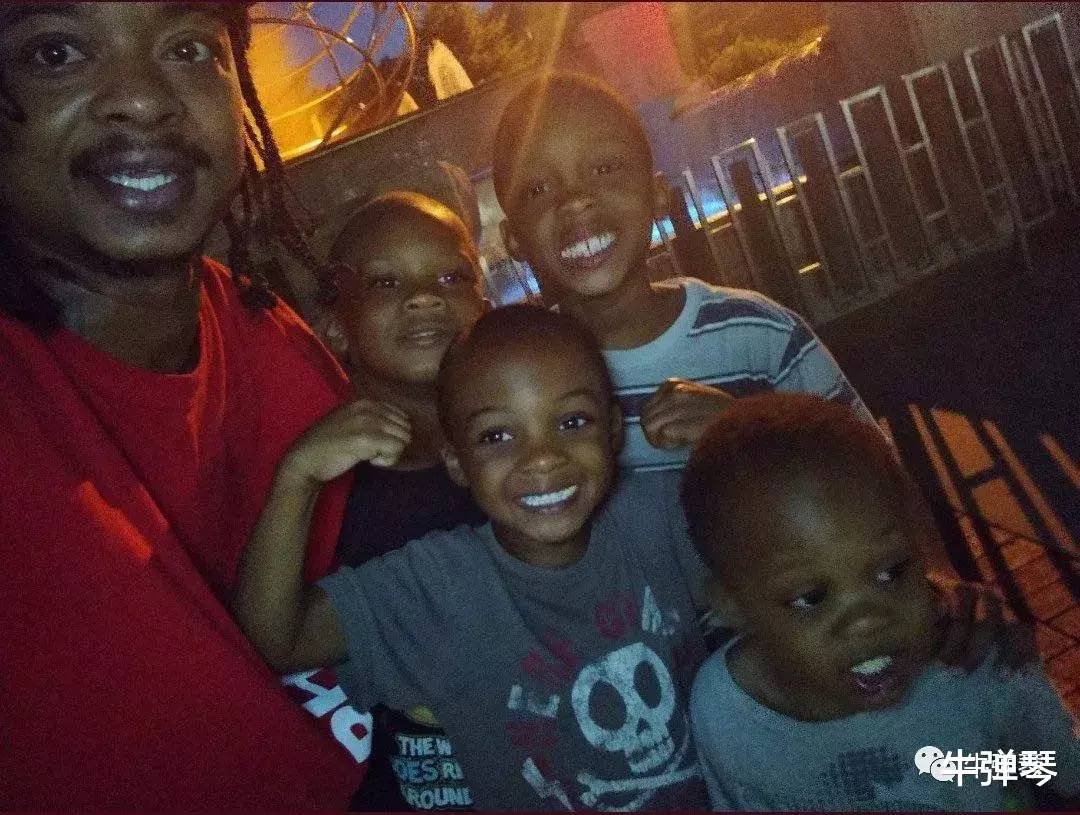 警察|一觉醒来，我们又要见证历史了！