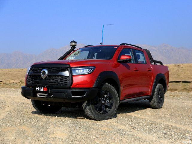 |皮卡的春天来了，这车配3把锁，入门级不到9万，男人们的梦想