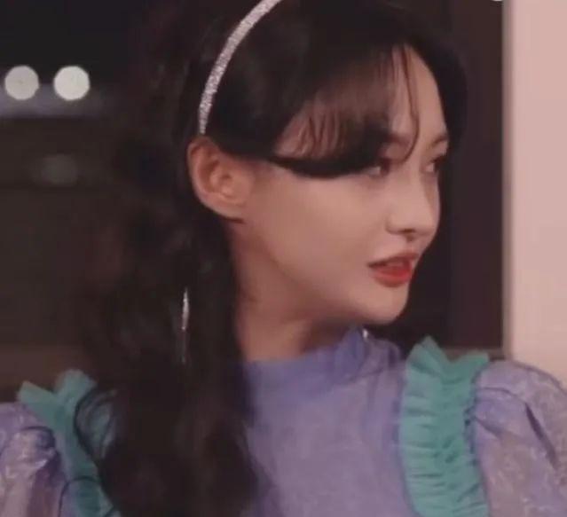 郑爽|直播事故！她真的应该去看心理医生了？