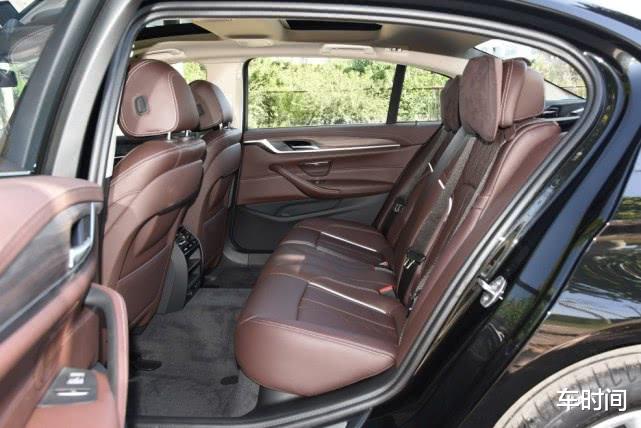 「宝马5系」宝马5系一年养车需要多少钱？算出来后，网友：真不敢相信