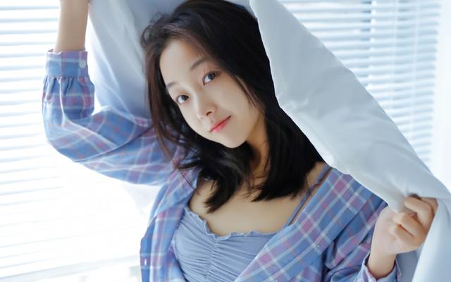 【摩羯座】6月中旬，满眼醉意，山河皆你，3星座旧爱成执念，终于挽回前情