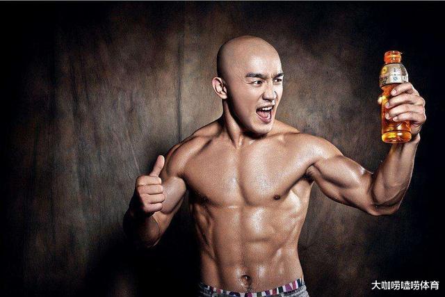 迈克·泰森@武僧一龙宣战泰森，将使用毕生绝学，豪言不会“放水”