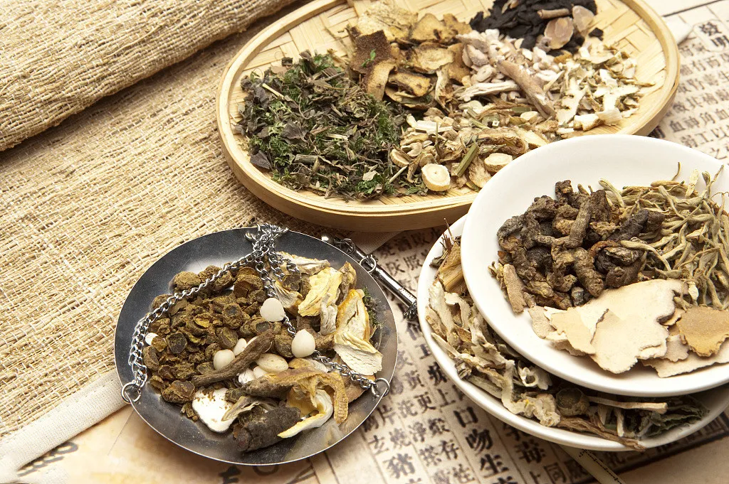 『健脾祛湿』健脾祛湿不麻烦，食疗加上几款中成药！