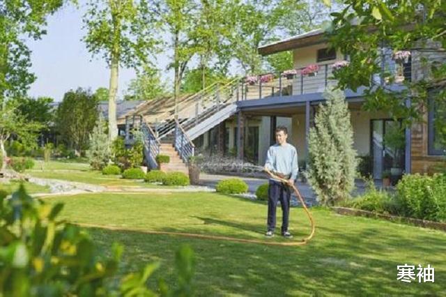 Java|腾讯元老赚够钱后辞职，一家人隐居紫蓬山，200亩的庄园都有啥？