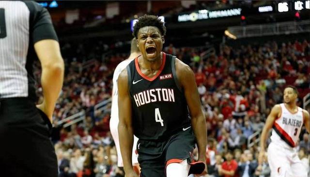 火箭队@火箭将迎巨变！“压榨”22岁天才，34岁老将示好，等待莫雷指令