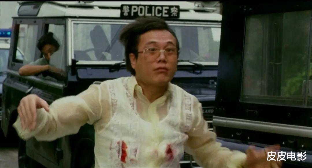 钢铁侠|为捧杨紫琼做明星,亿万富豪买下洪金宝公司,一部港片经典诞生了