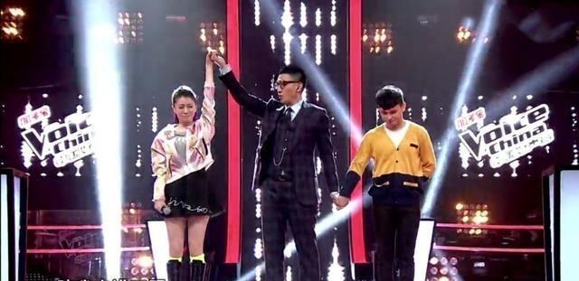 那英|重看好声音第三季，才发现周深被淘汰的真相，原来那英在自导自演