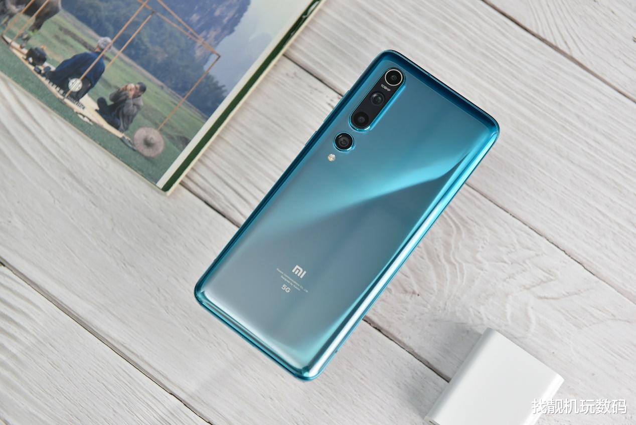 「华为」疯了吧？这四款旗舰价格大跳水，华为却只能排第二？